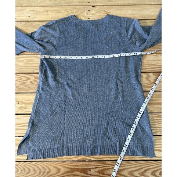 NEW Belle By Kim Gravel Feather Knit Butterfly Sleeve Sweater Medium Gray - Picture 6 of 8